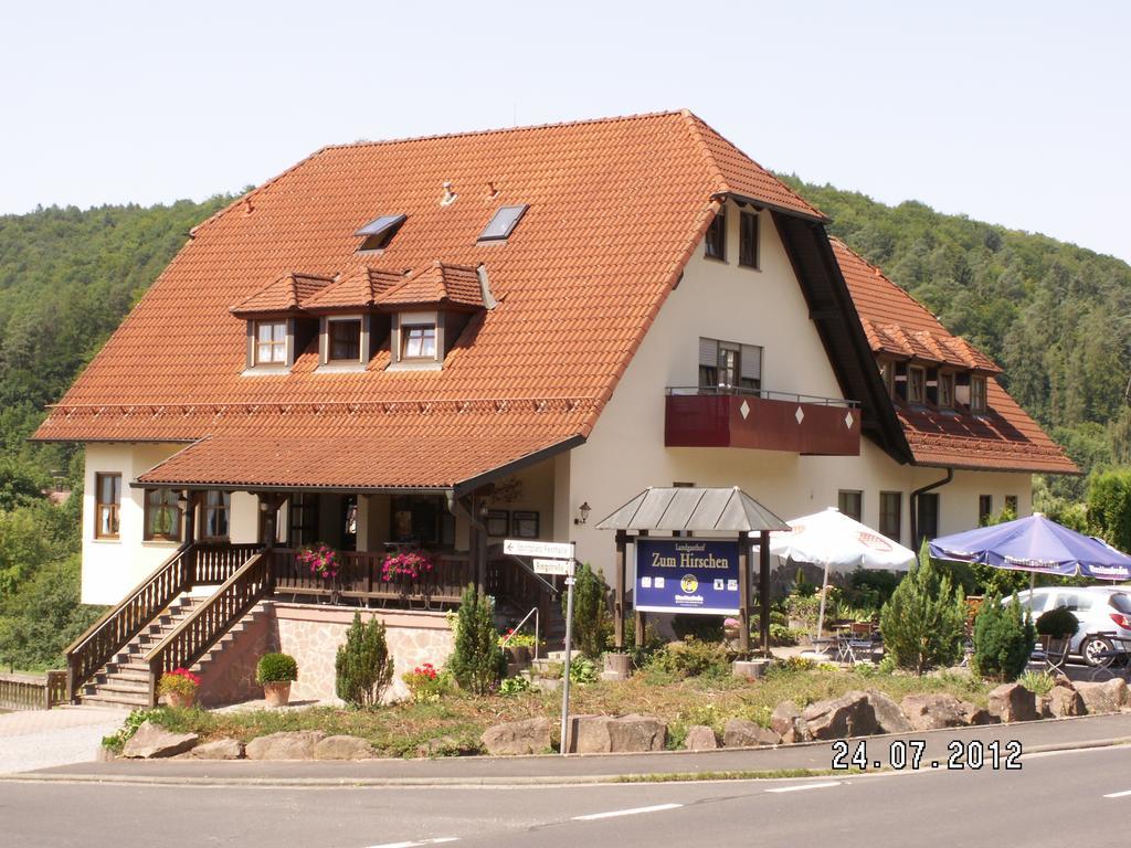 Landgasthof Zum Hirschen Hafenlohr Bagian luar foto