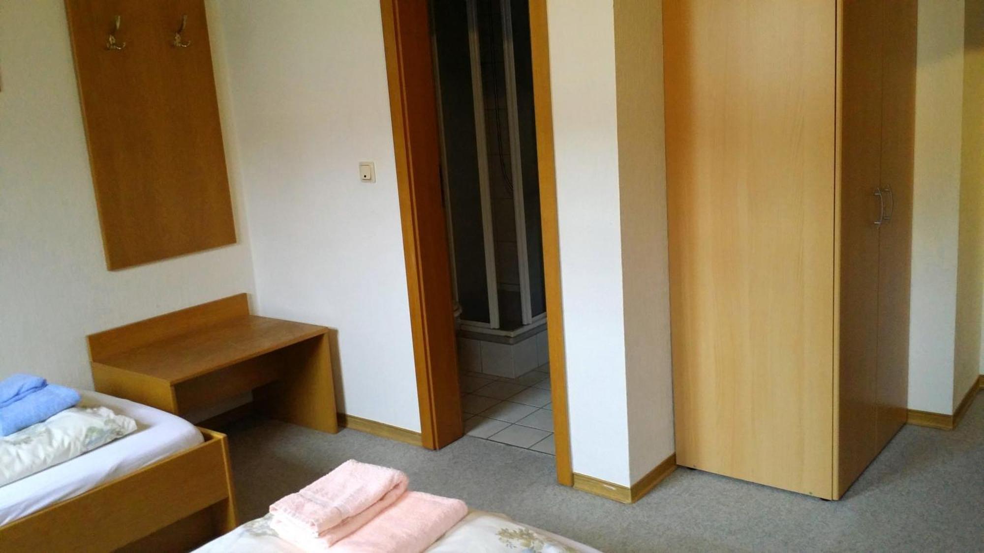 Landgasthof Zum Hirschen Hafenlohr Ruang foto