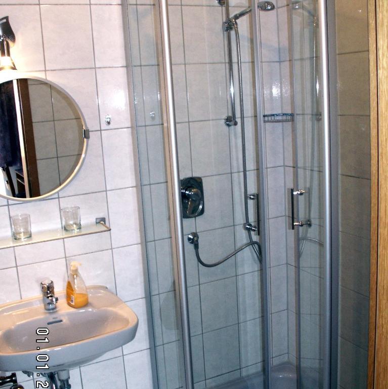 Landgasthof Zum Hirschen Hafenlohr Ruang foto